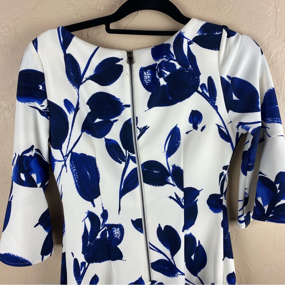Vince Camuto Elbow Bell Sleeve Floral Print Dress Blue White size 6 - Picture 9 of 16